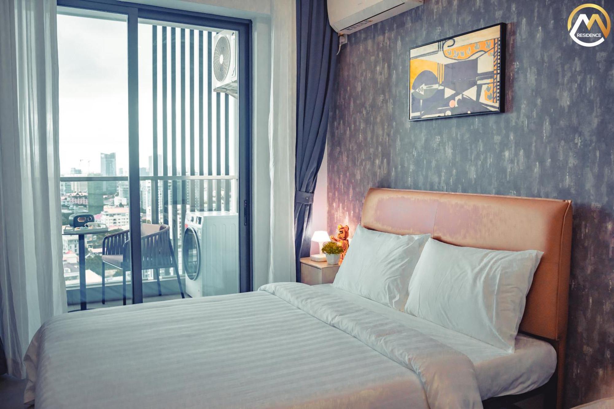 Hotel Serviced Apartments Top One Infinity Pool With View Of 360 Degree Пном Пен Екстериор снимка